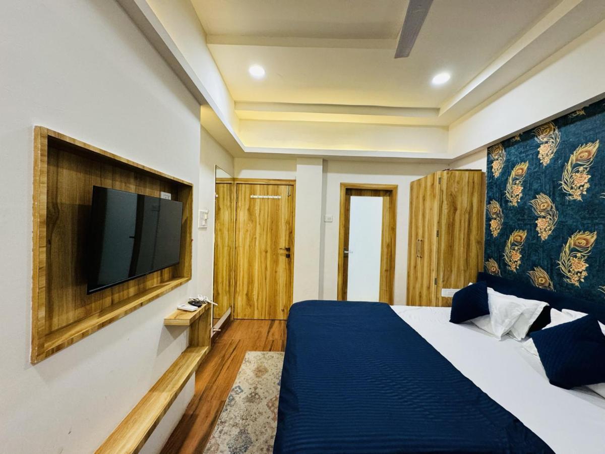 Hotel Shree Mahakal Krapa Ujjain Esterno foto