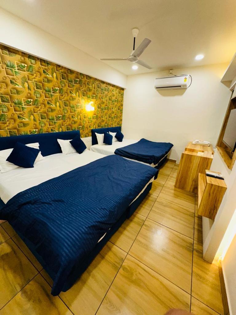 Hotel Shree Mahakal Krapa Ujjain Esterno foto
