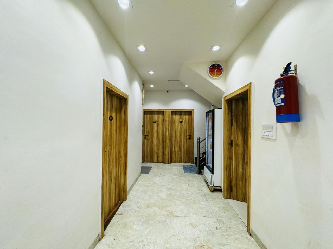 Hotel Shree Mahakal Krapa Ujjain Esterno foto